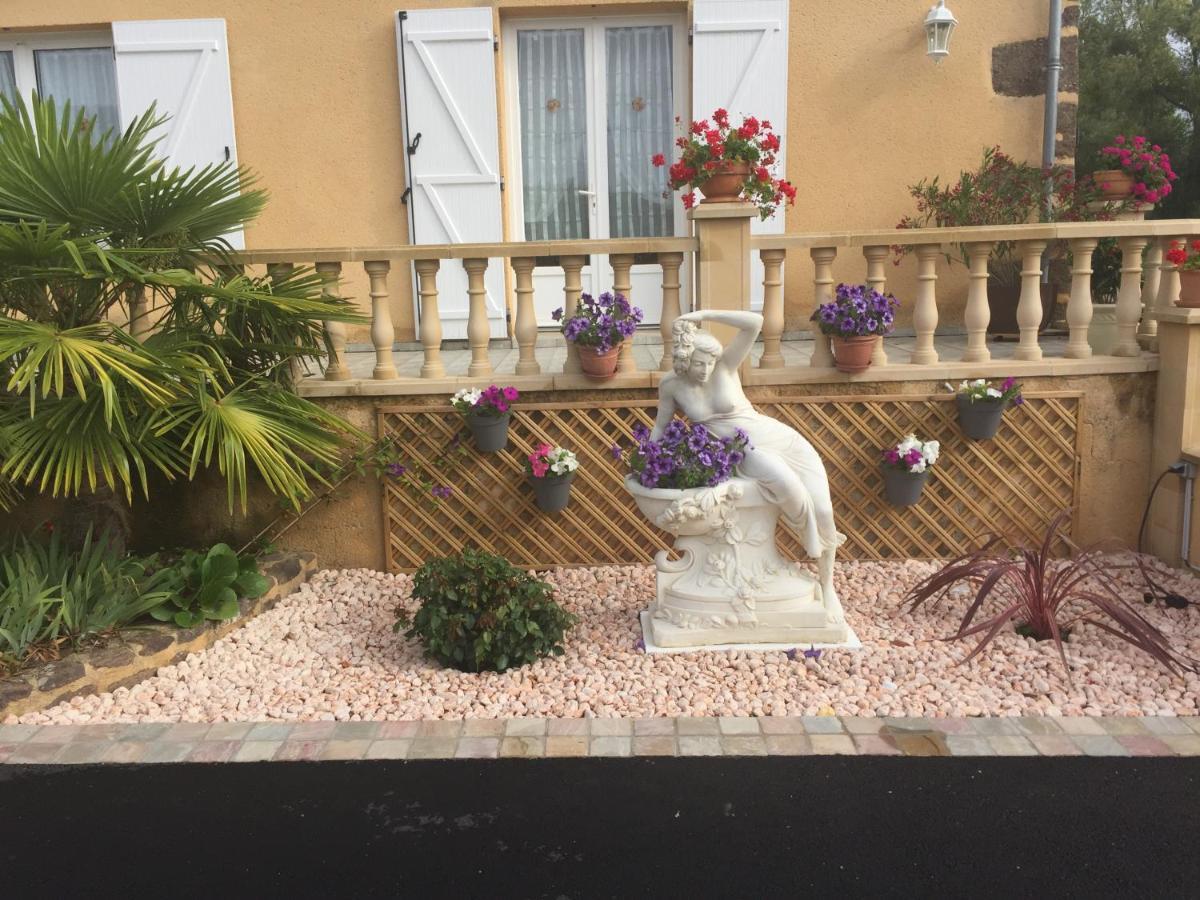 Le Petitepinay Bed and Breakfast Moitron-sur-Sarthe Εξωτερικό φωτογραφία