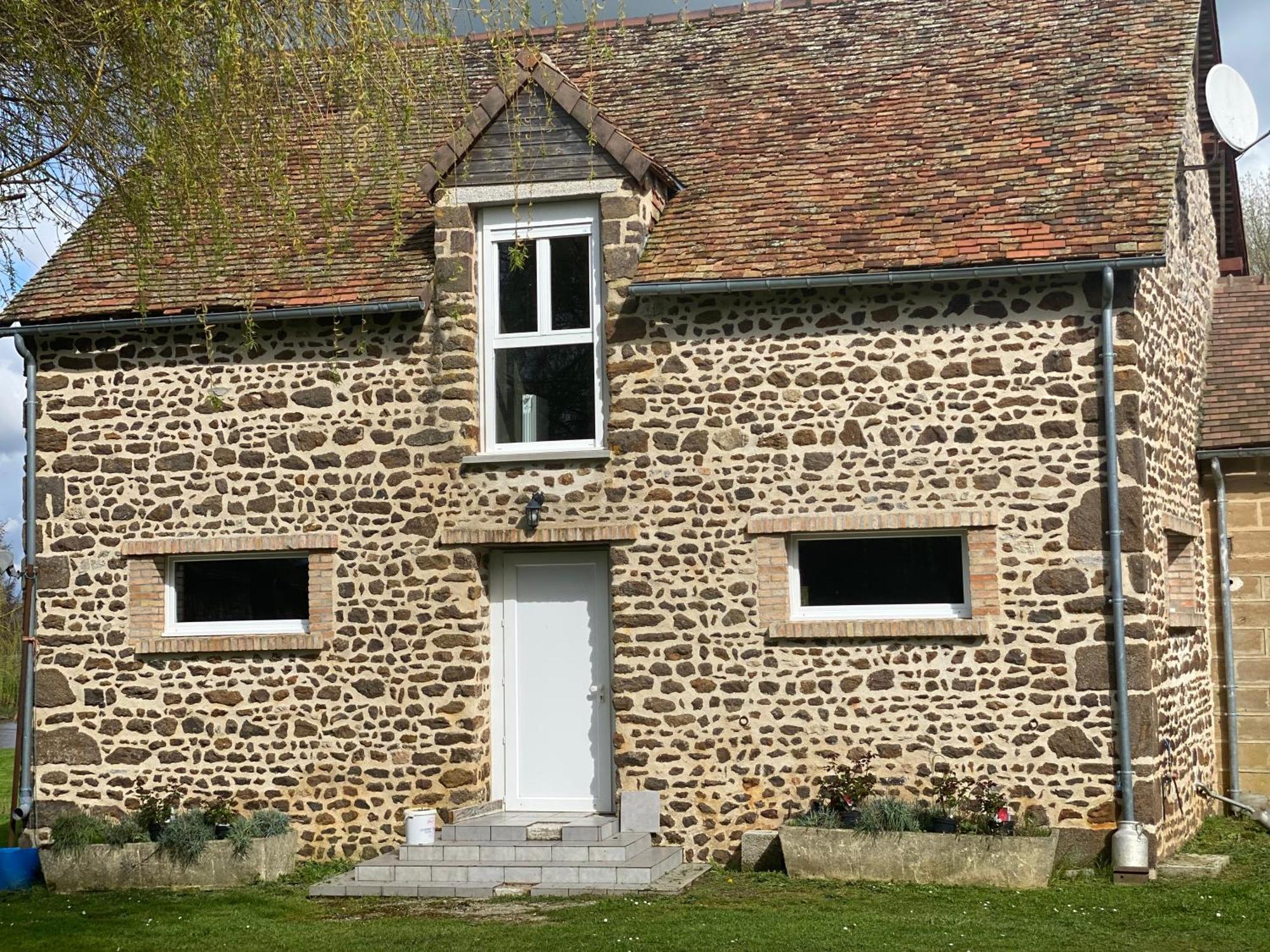 Le Petitepinay Bed and Breakfast Moitron-sur-Sarthe Εξωτερικό φωτογραφία