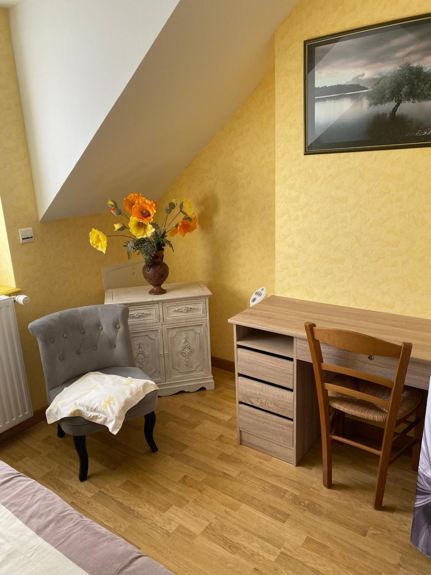 Le Petitepinay Bed and Breakfast Moitron-sur-Sarthe Εξωτερικό φωτογραφία